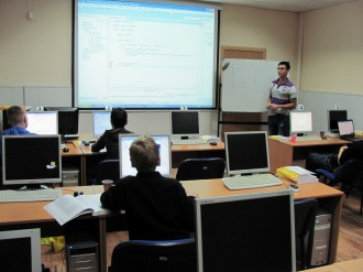 Новый курс «Основы программирования в «1С:Предприятие 8» для школьников» с 17 по 20 июня 2013 года